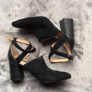Naturalizer Shoes - Naturalized Cut Out Booties Naturalizer Shoes - Naturalized Cut Out Booties